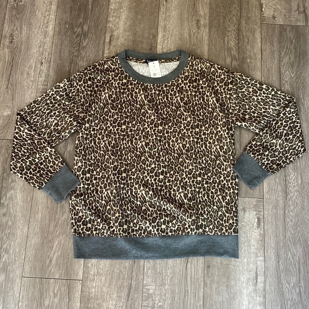 NWT splendid animal print pullover S